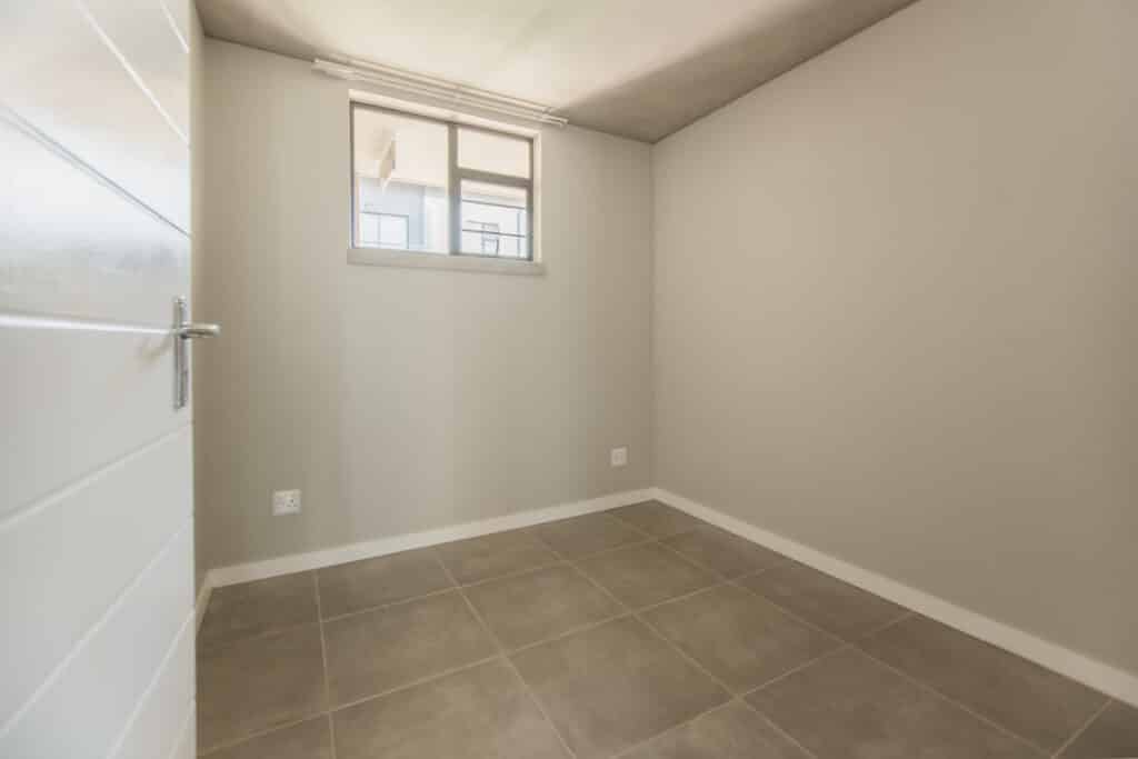 1 Bedroom Apartment To Rent in Sinoville — photo 5