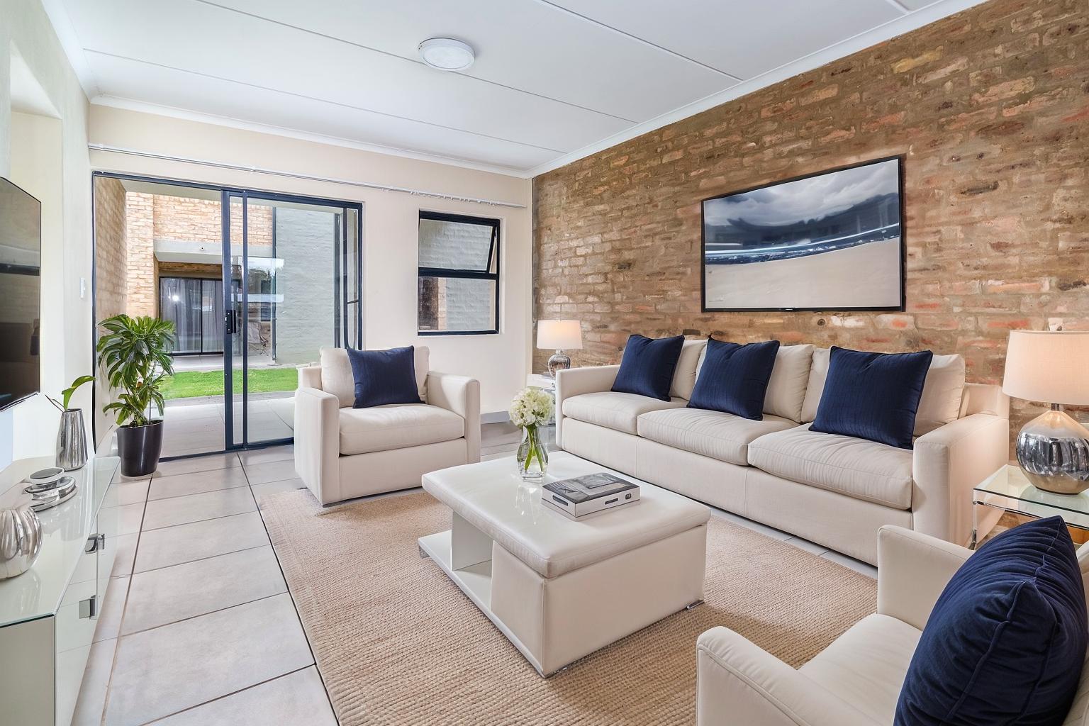 2 Bedroom Apartment To Rent in Pomona