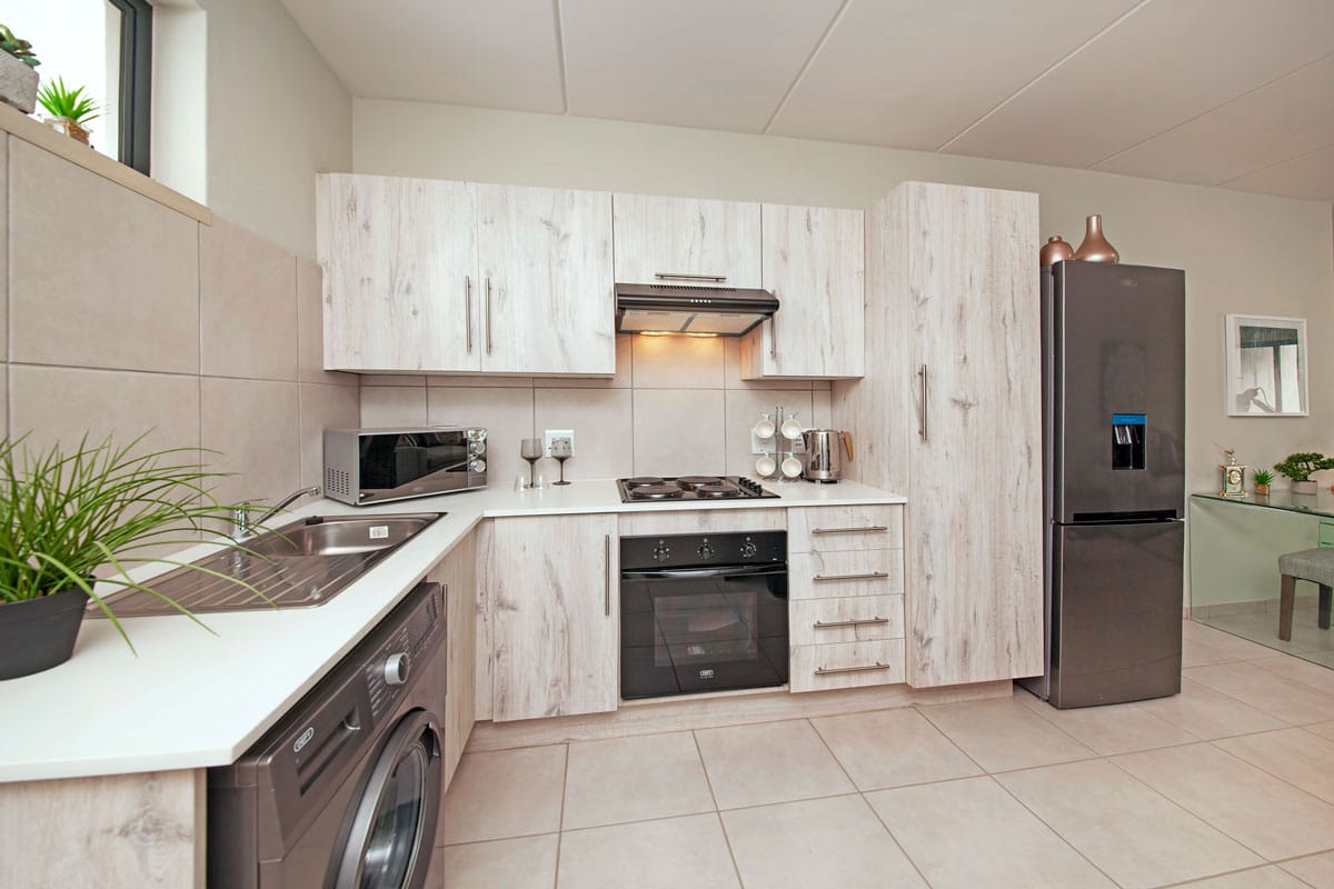 2 Bedroom Apartment To Rent in Brentwood Park