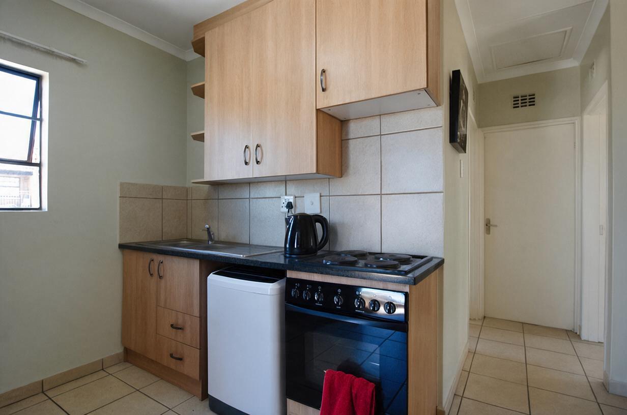 2 Bedroom Apartment To Rent in Meredale — photo 2