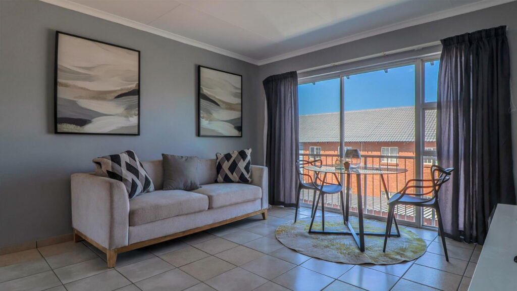 2 Bedroom Apartment To Rent in Forest Hill