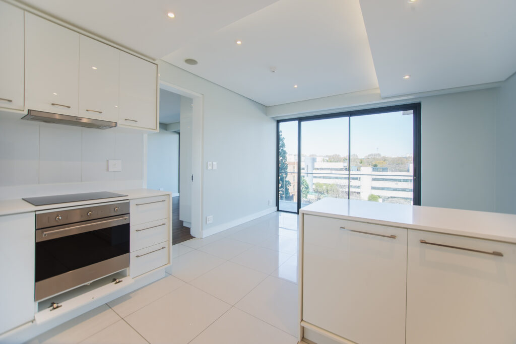 1 Bedroom Apartment To Rent in Rosebank