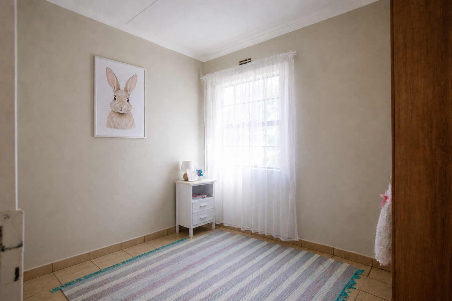 2 Bedroom Apartment To Rent in Meredale — photo 3