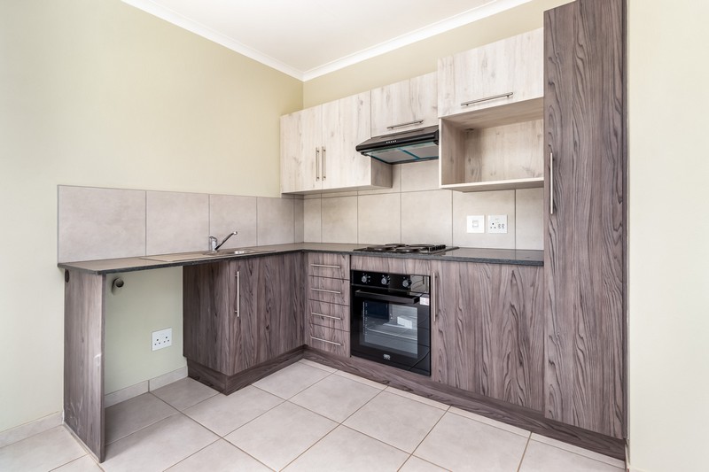 2 Bedroom Apartment To Rent in Kierland Skye