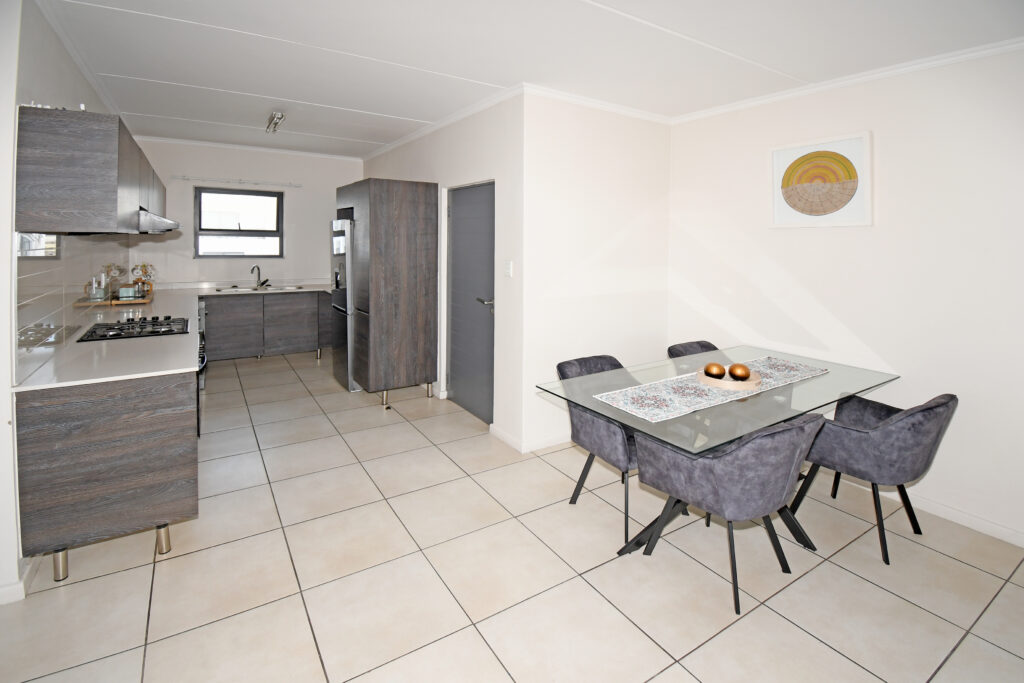 1 Bedroom Apartment To Rent in Oakdene