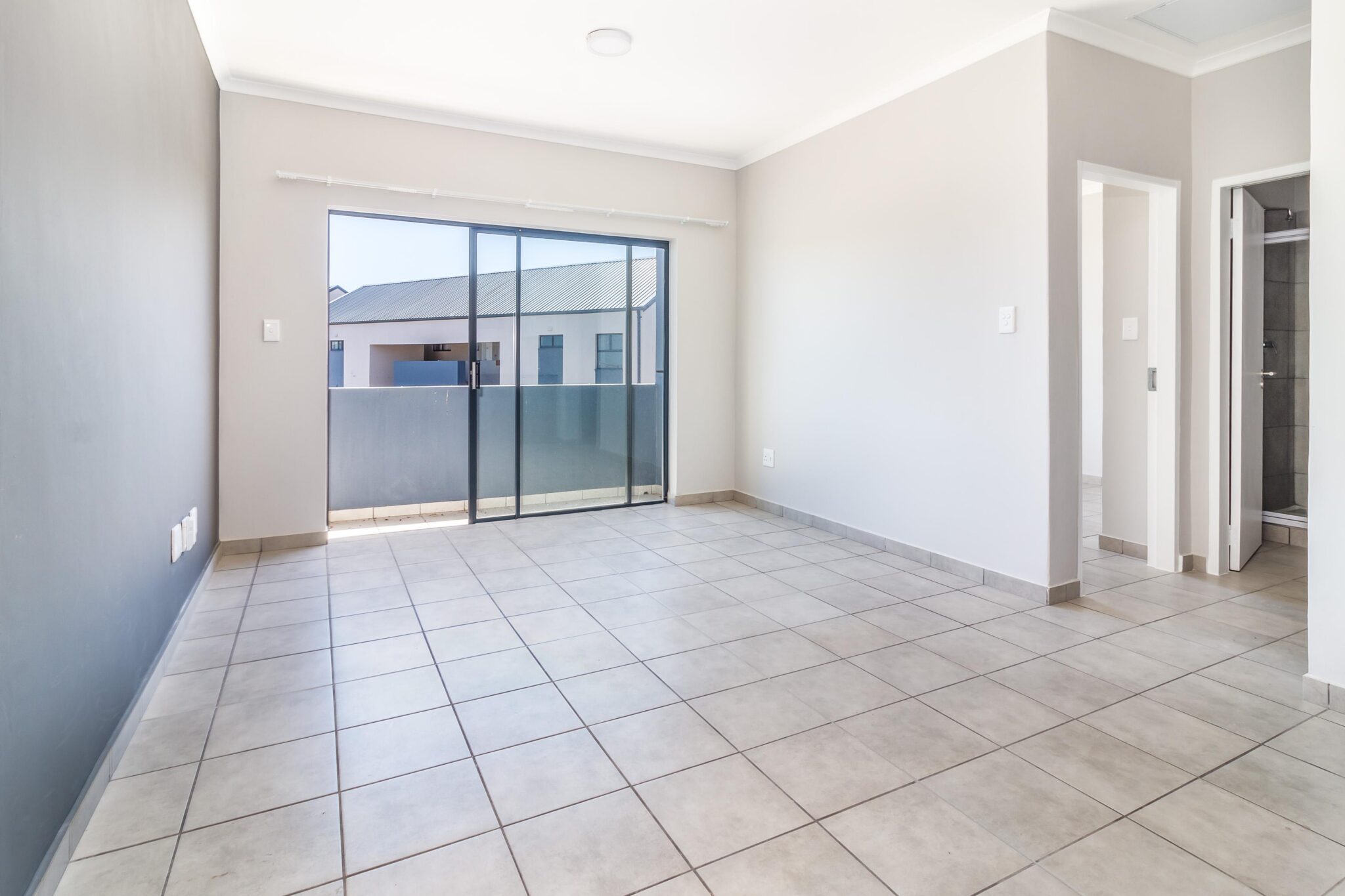 2 Bedroom Apartment To Rent in Parklands North