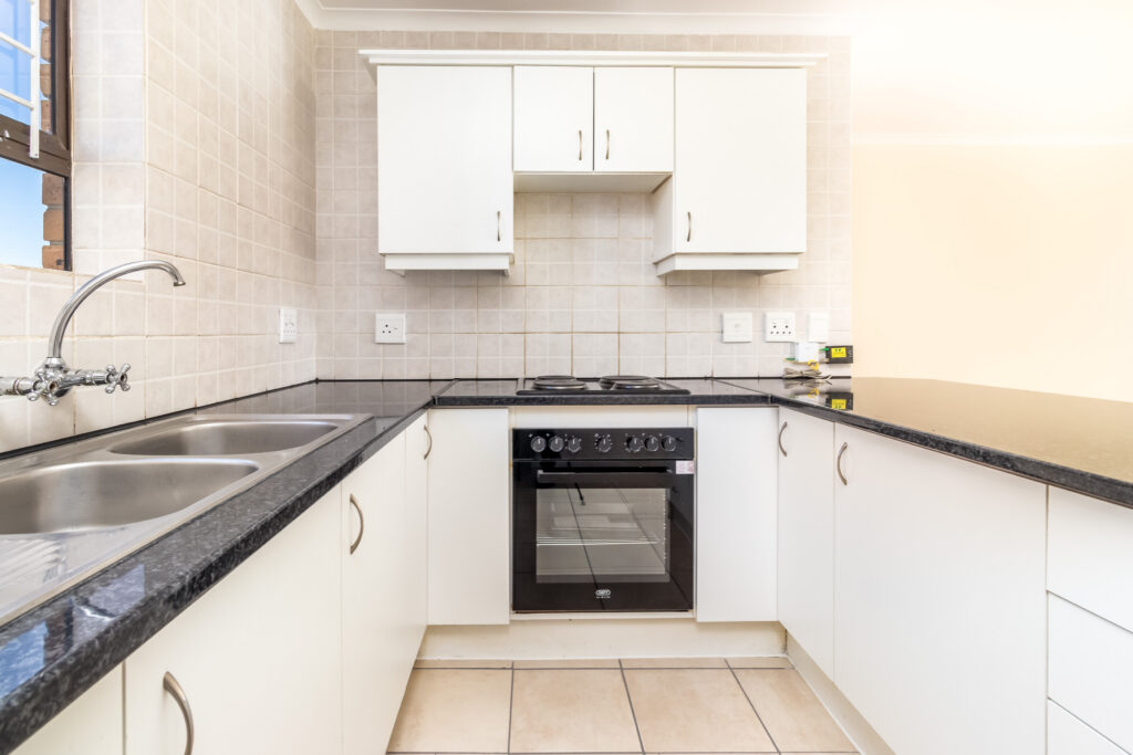 2 Bedroom Apartment To Rent in Sea Breeze