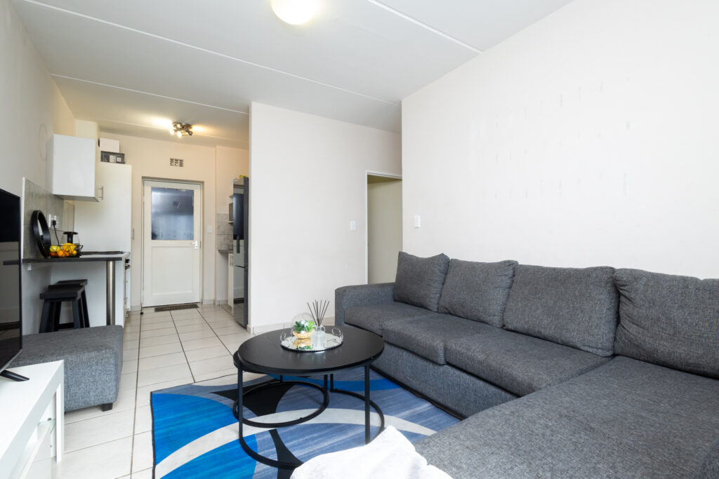 2 Bedroom Apartment To Rent in Glenhaven